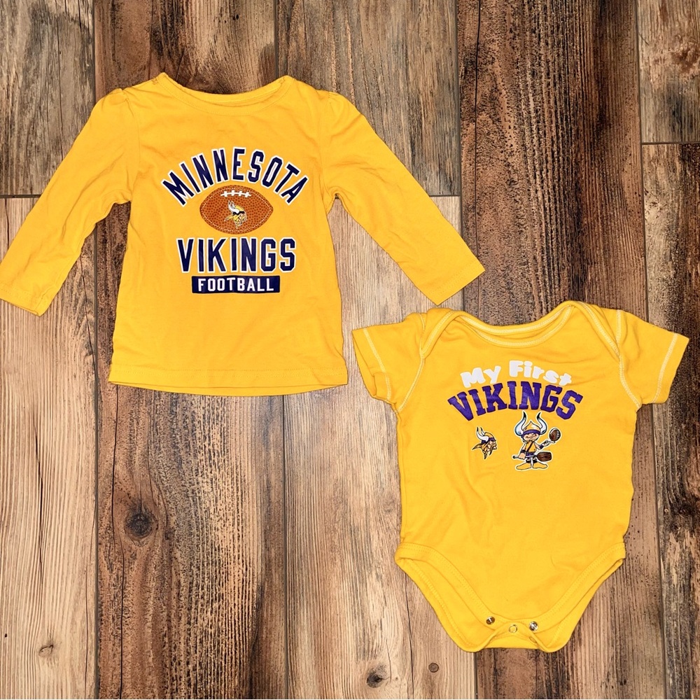 Set of 2 Gold NFL Football Minnesota Vikings Baby - 12 Months